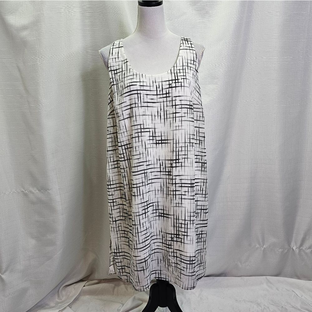 DKNY White and Black Combo Dress and Shorts Romper Size 12